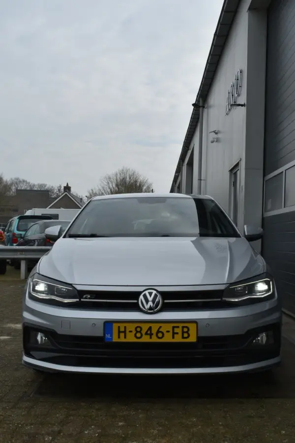 1.0 TSI Highline R-Line Automaat leer !!