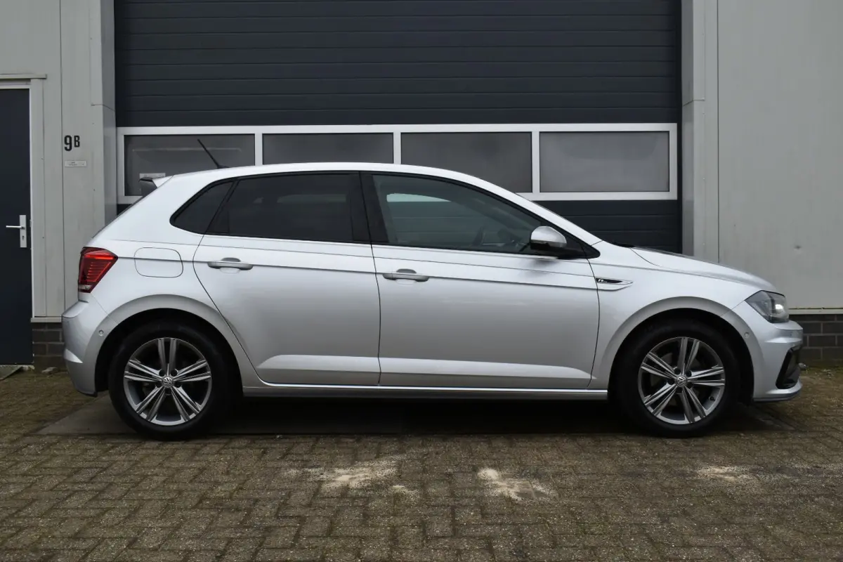 1.0 TSI Highline R-Line Automaat leer !!