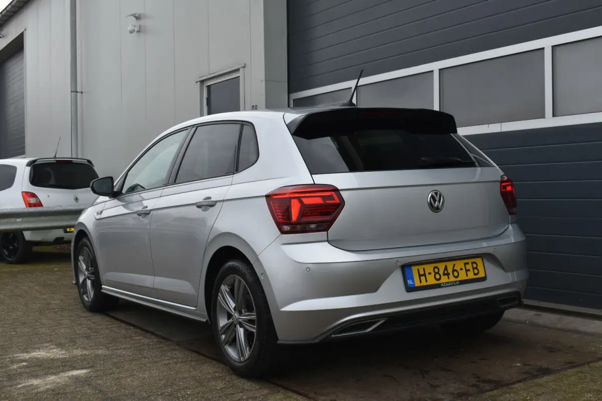 1.0 TSI Highline R-Line Automaat leer !!