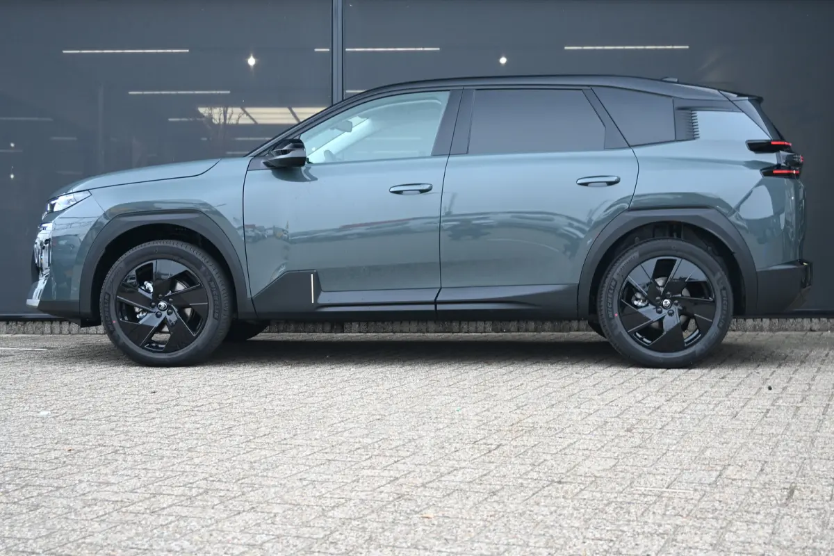1.2 Hybrid 145 Max Tot 8 Jaar Garantie! | Vol-Leder | Massage | Elektr. Achterklep | Adaptive Cruise | LED-Matrix | Stoelverwarming/Stoelkoeling | !!