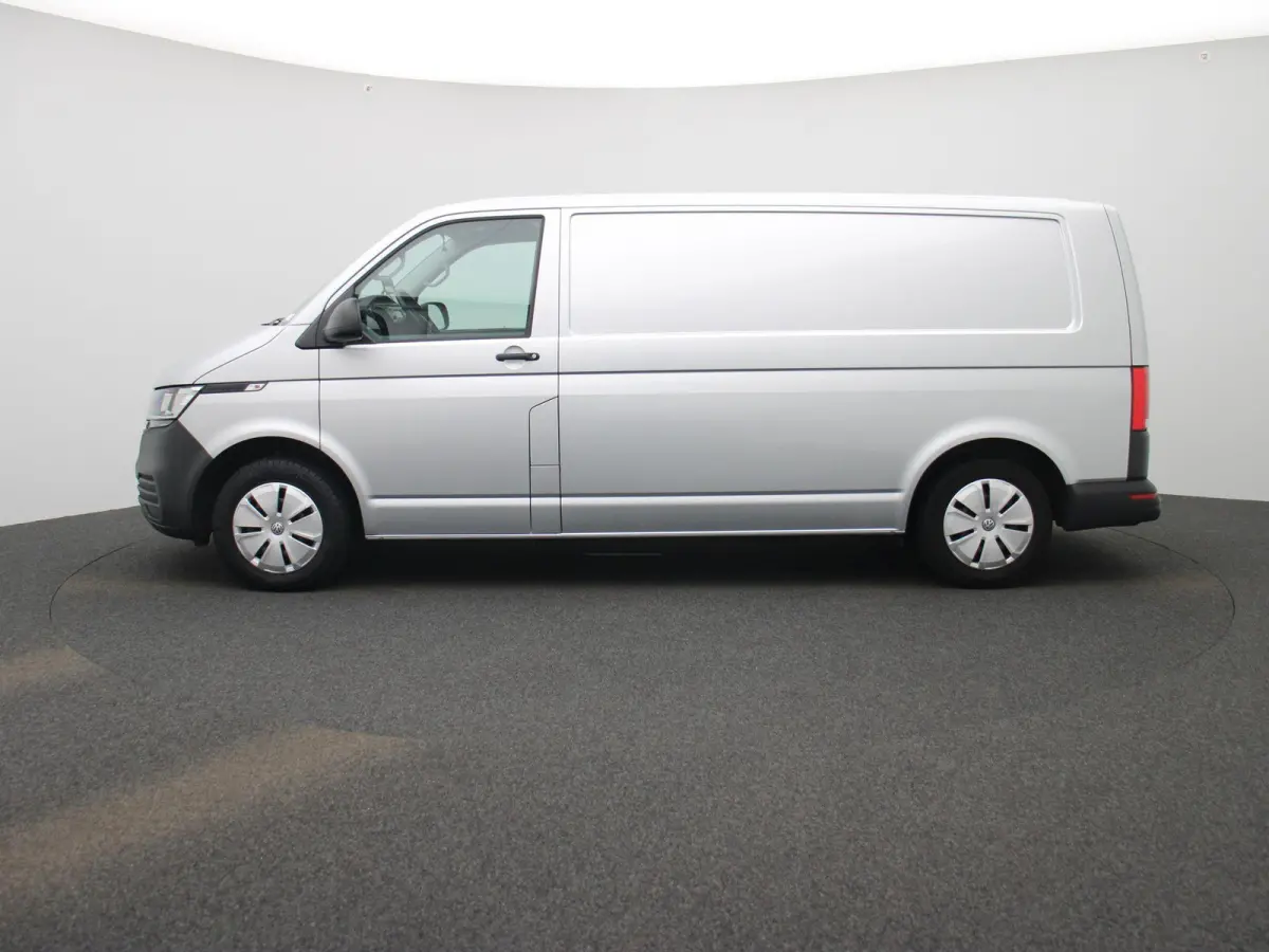 2.0 TDI L2H1 150PK | Multifuntioneel Stuurwiel | Airco | Alarm | Parkeerhulp Achter | Cruise Control | Radio | Sortimo | TomTom Navigatie | Armleuningen | Elektrisch Verstel/Verwarmbare Spie