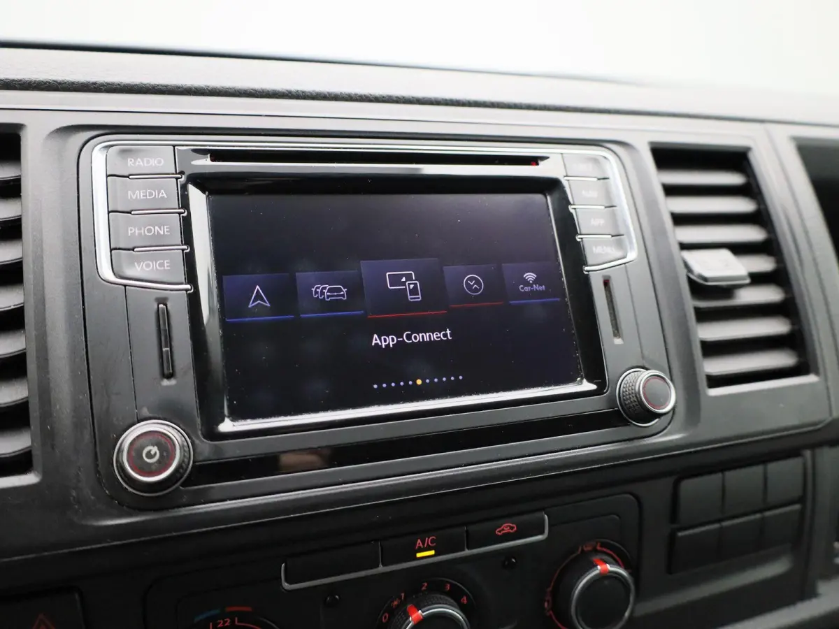 2.0 TDI DSG 150PK | Automaat | Sortimo | Multifuntioneel Stuurwiel | Cruise Control | Airco | Bluetooth | Leer | Parkeersensoren Achter | App Connect | Navigatie | Elektrisch Verstelbare Spi