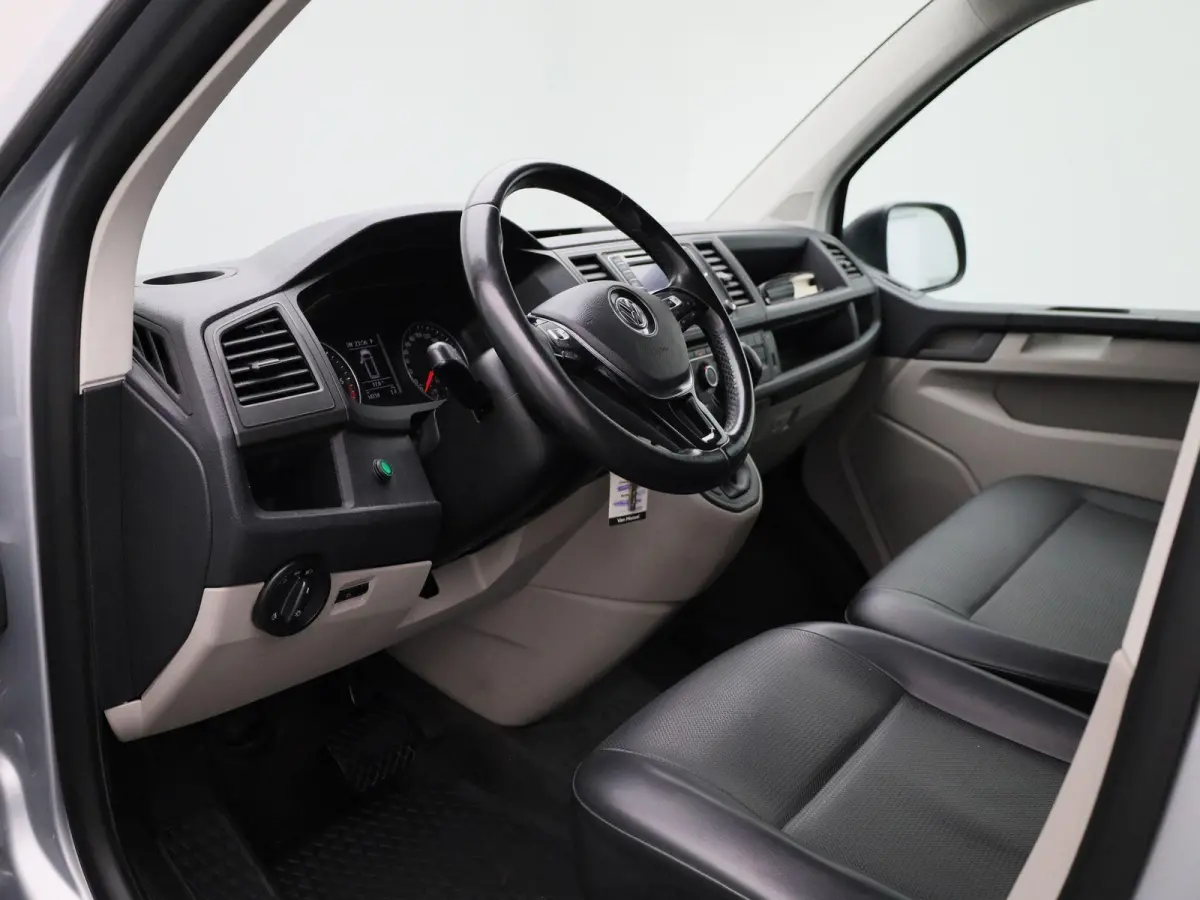 2.0 TDI DSG 150PK | Automaat | Sortimo | Multifuntioneel Stuurwiel | Cruise Control | Airco | Bluetooth | Leer | Parkeersensoren Achter | App Connect | Navigatie | Elektrisch Verstelbare Spi