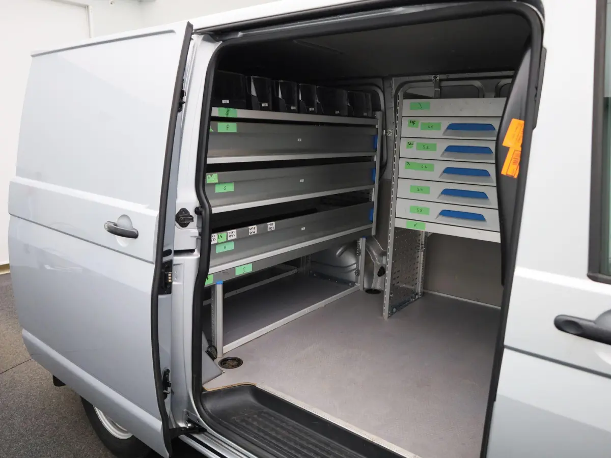 2.0 TDI DSG 150PK | Automaat | Sortimo | Multifuntioneel Stuurwiel | Cruise Control | Airco | Bluetooth | Leer | Parkeersensoren Achter | App Connect | Navigatie | Elektrisch Verstelbare Spi