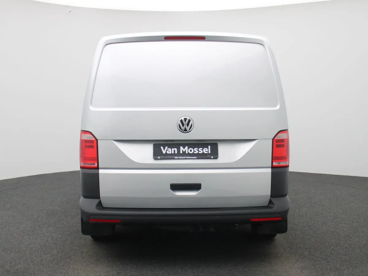 2.0 TDI DSG 150PK | Automaat | Sortimo | Multifuntioneel Stuurwiel | Cruise Control | Airco | Bluetooth | Leer | Parkeersensoren Achter | App Connect | Navigatie | Elektrisch Verstelbare Spi