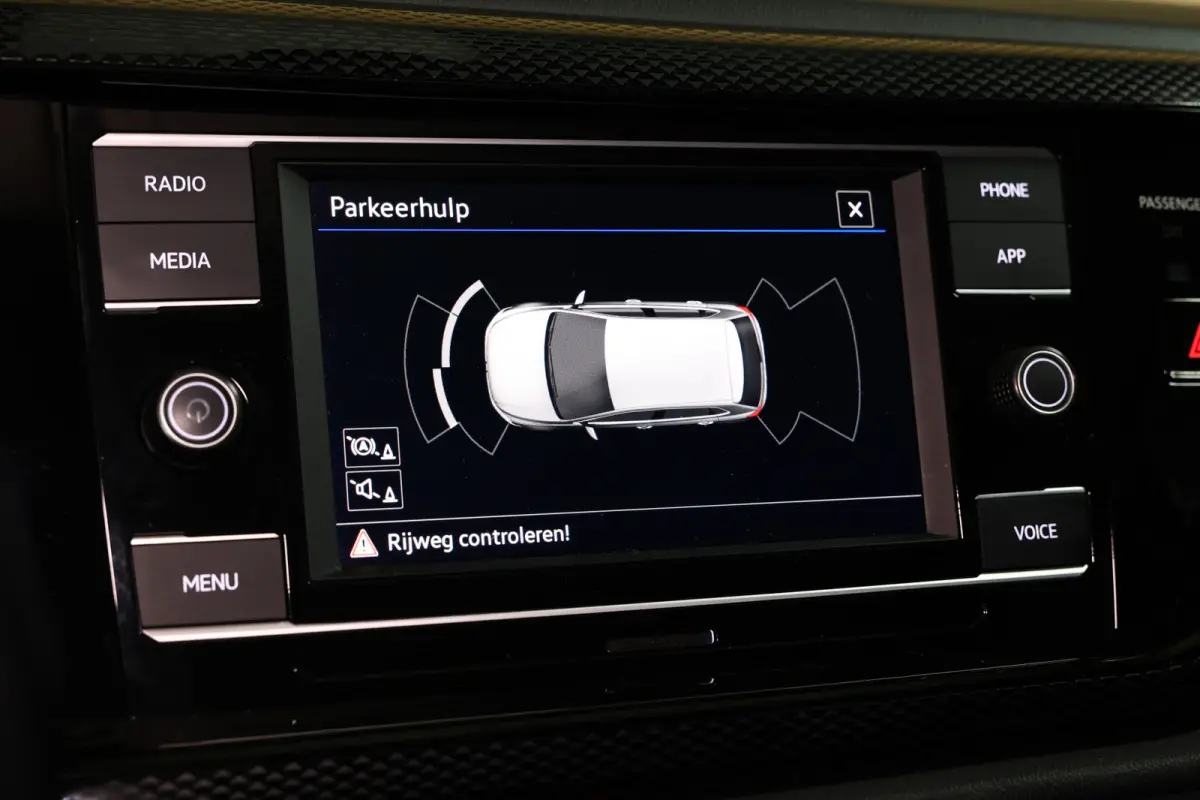 1.0 TSI Highline MODEL 23 AUT VIRTUAL DashB CARPLAY AIRCO STOELVW R line Vlgn PDC "21