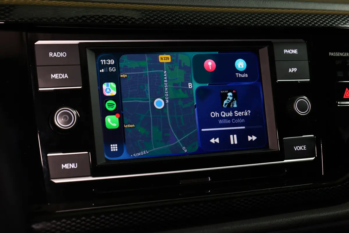 1.0 TSI Highline MODEL 23 AUT VIRTUAL DashB CARPLAY AIRCO STOELVW R line Vlgn PDC "21