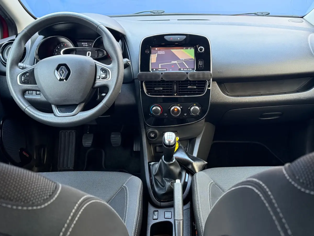 0.9 TCe Zen 2e Eigenaar,Trekhaak,Airco,Navi,Cruise,ElektrischeRamen,DealerOnderhouden,N.A.P!Apk tot 13-08-2026!