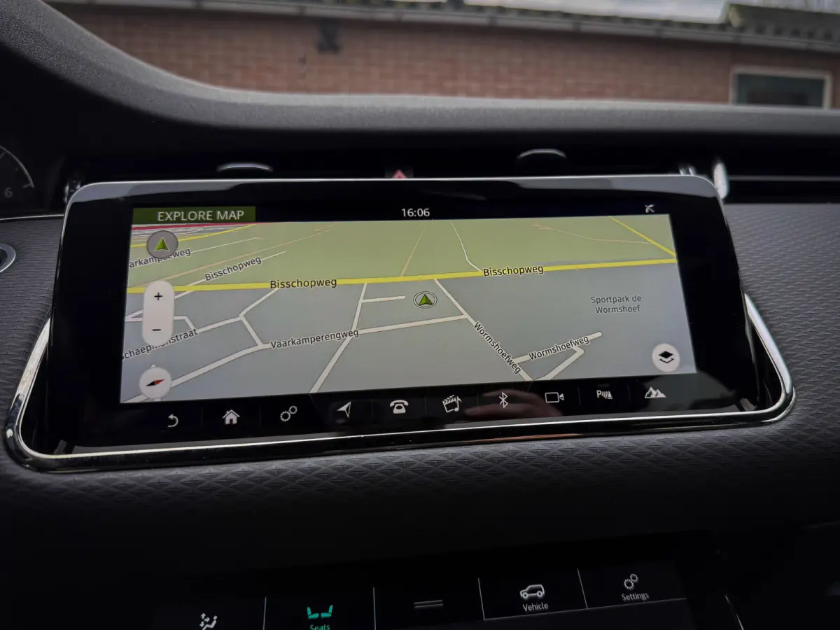 2.0 P200 AWD R-Dynamic - Afn. trekhaak! Verw + elek verstelb stoelen, Stuurverw, Cruise, Navi!