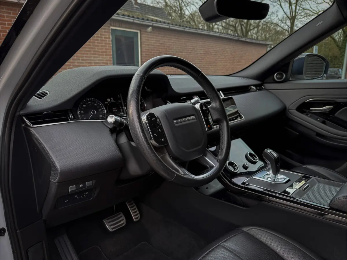2.0 P200 AWD R-Dynamic - Afn. trekhaak! Verw + elek verstelb stoelen, Stuurverw, Cruise, Navi!