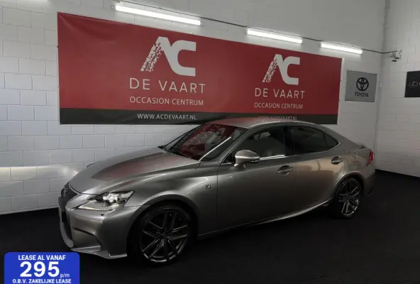 300h F Sport - LEVINSON/NAVI/STOELKOEL/CAMERA/NAP