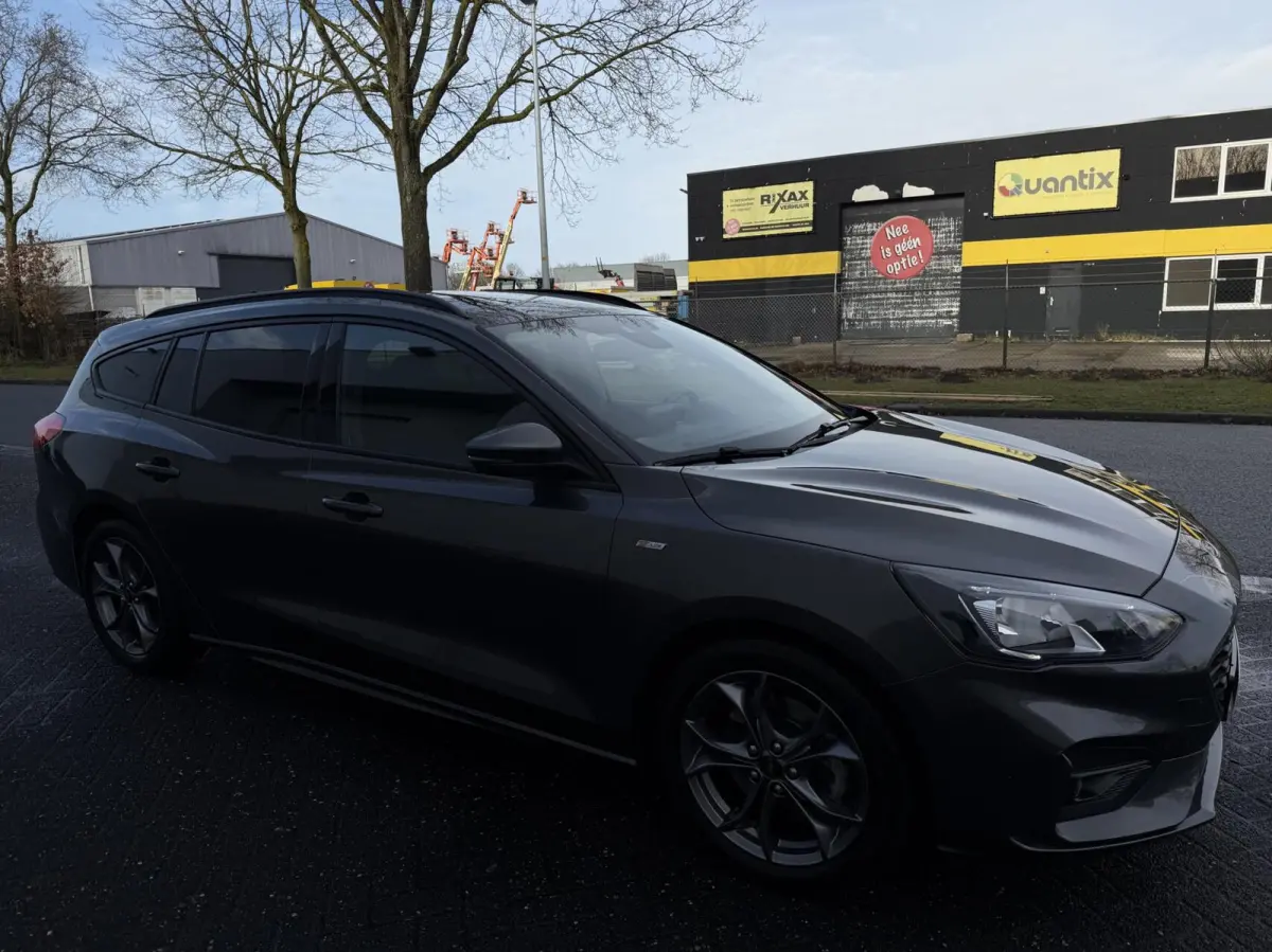 1.0 EcoBoost ST-Line - CARPLAY/CLIMA/CAMERA