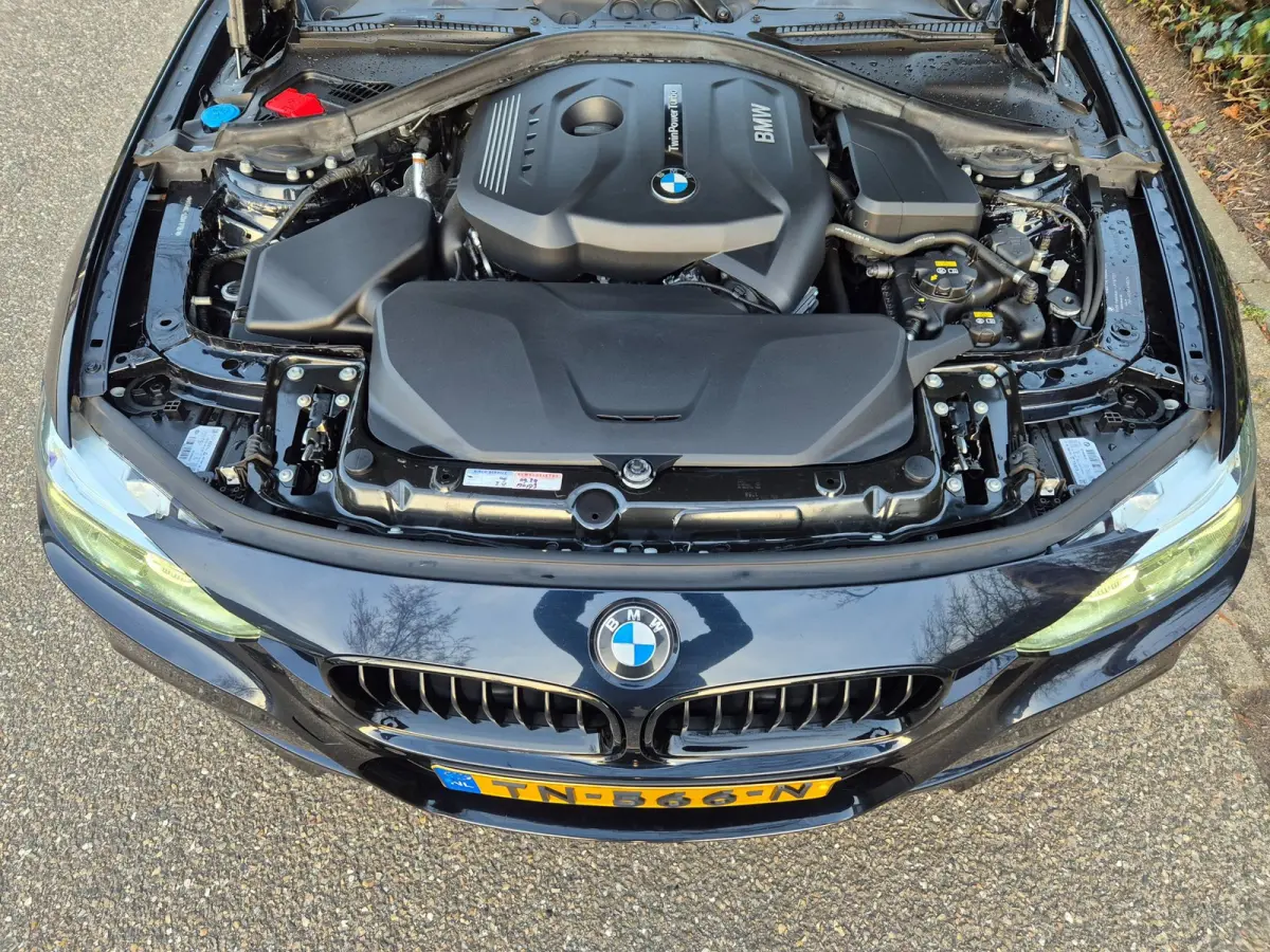 320i M Sport Individual Panoramdak Apple CarPlay Nbt Evo Navi Pro M Edition