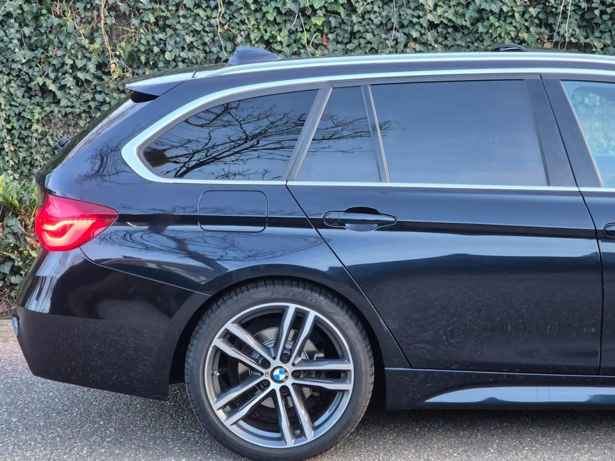 320i M Sport Individual Panoramdak Apple CarPlay Nbt Evo Navi Pro M Edition