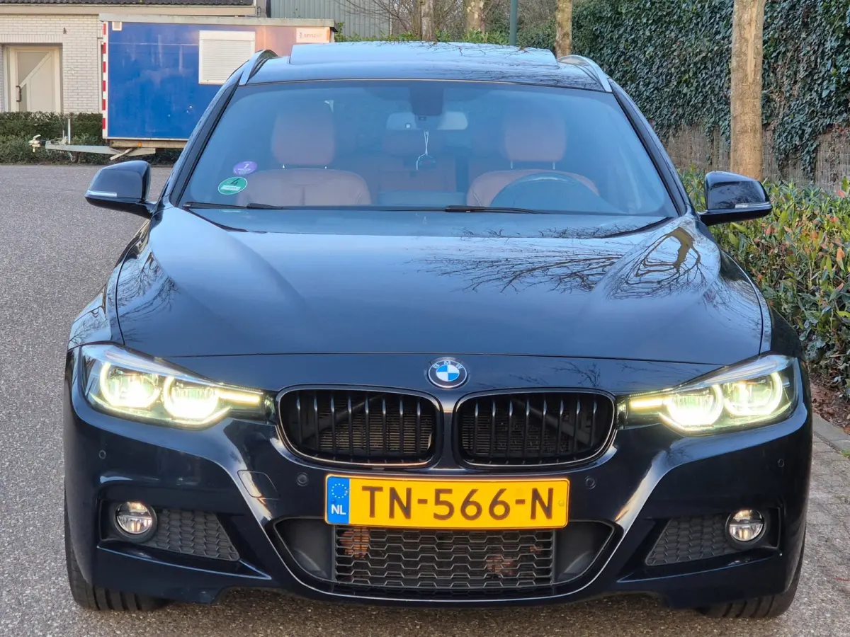 320i M Sport Individual Panoramdak Apple CarPlay Nbt Evo Navi Pro M Edition