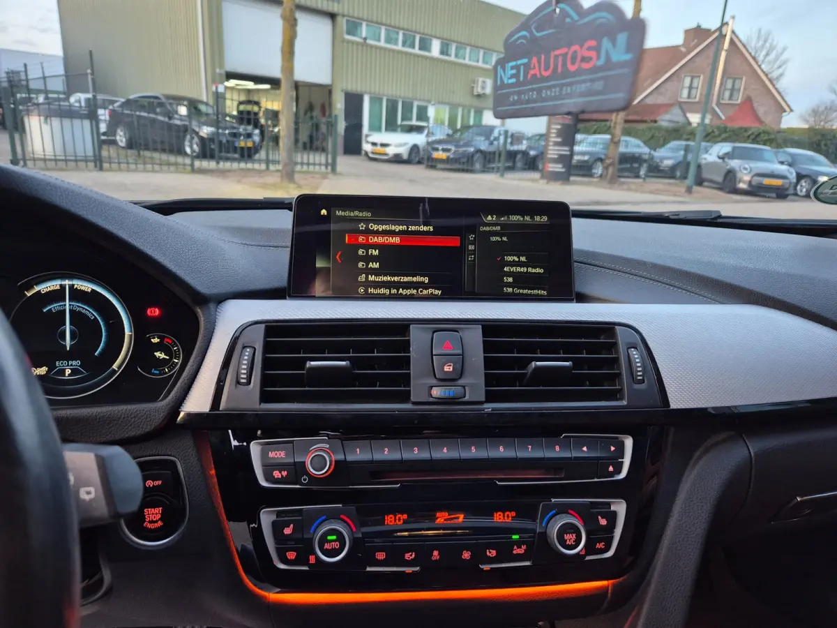 320i M Sport Individual Panoramdak Apple CarPlay Nbt Evo Navi Pro M Edition