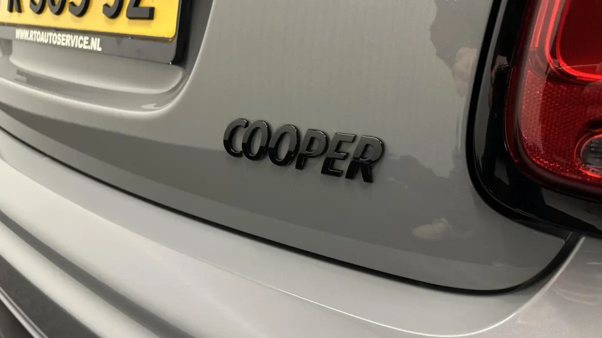 Mini 1.5 Dalston Edition JCW H&K PANO LEER CAMERA CRUISE NAVI CARPLAY.
