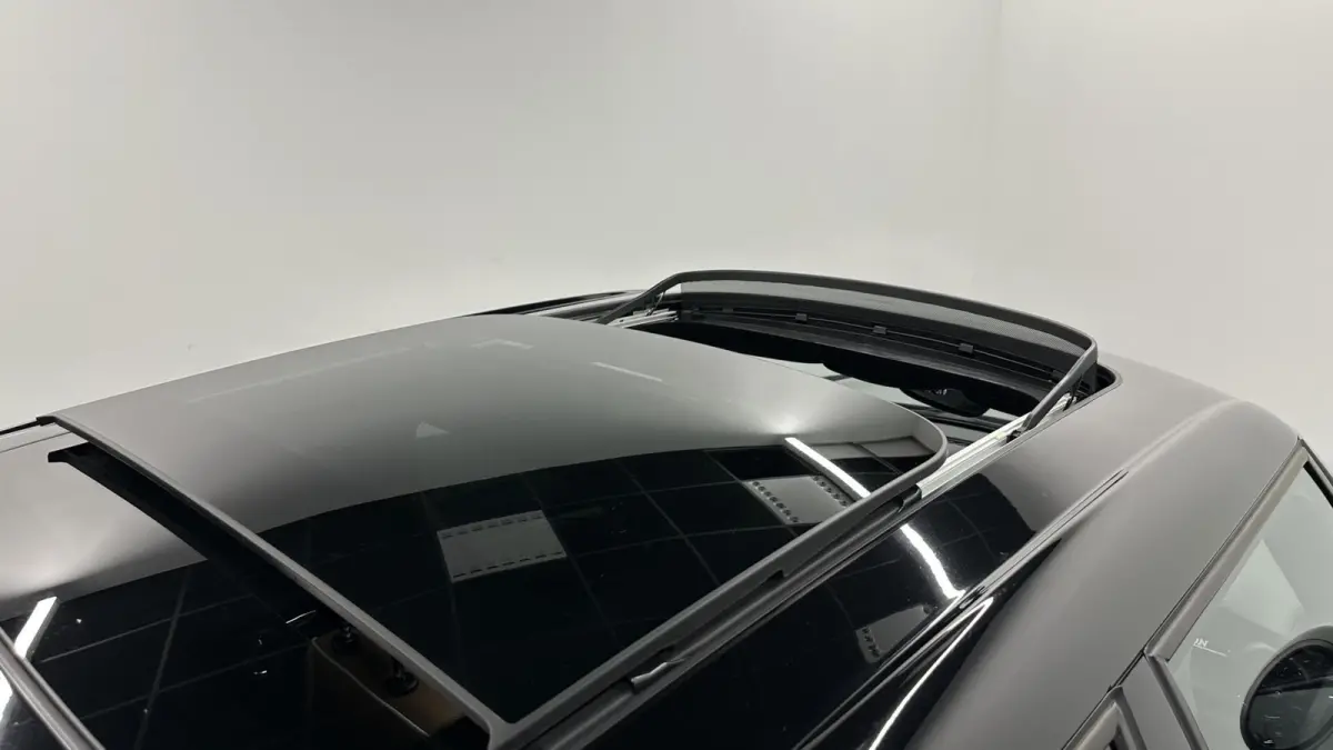 Mini 1.5 Dalston Edition JCW H&K PANO LEER CAMERA CRUISE NAVI CARPLAY.