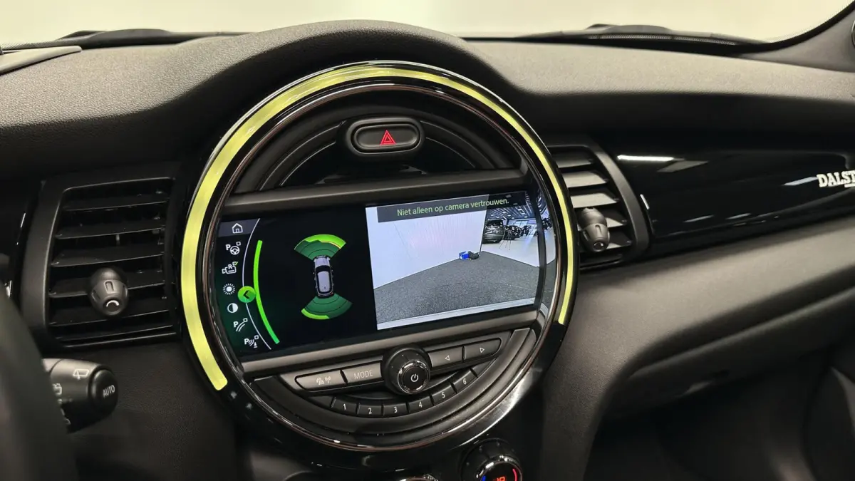 Mini 1.5 Dalston Edition JCW H&K PANO LEER CAMERA CRUISE NAVI CARPLAY.