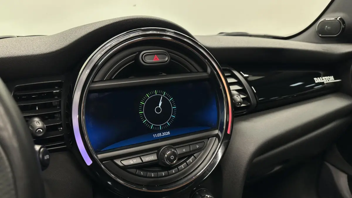 Mini 1.5 Dalston Edition JCW H&K PANO LEER CAMERA CRUISE NAVI CARPLAY.