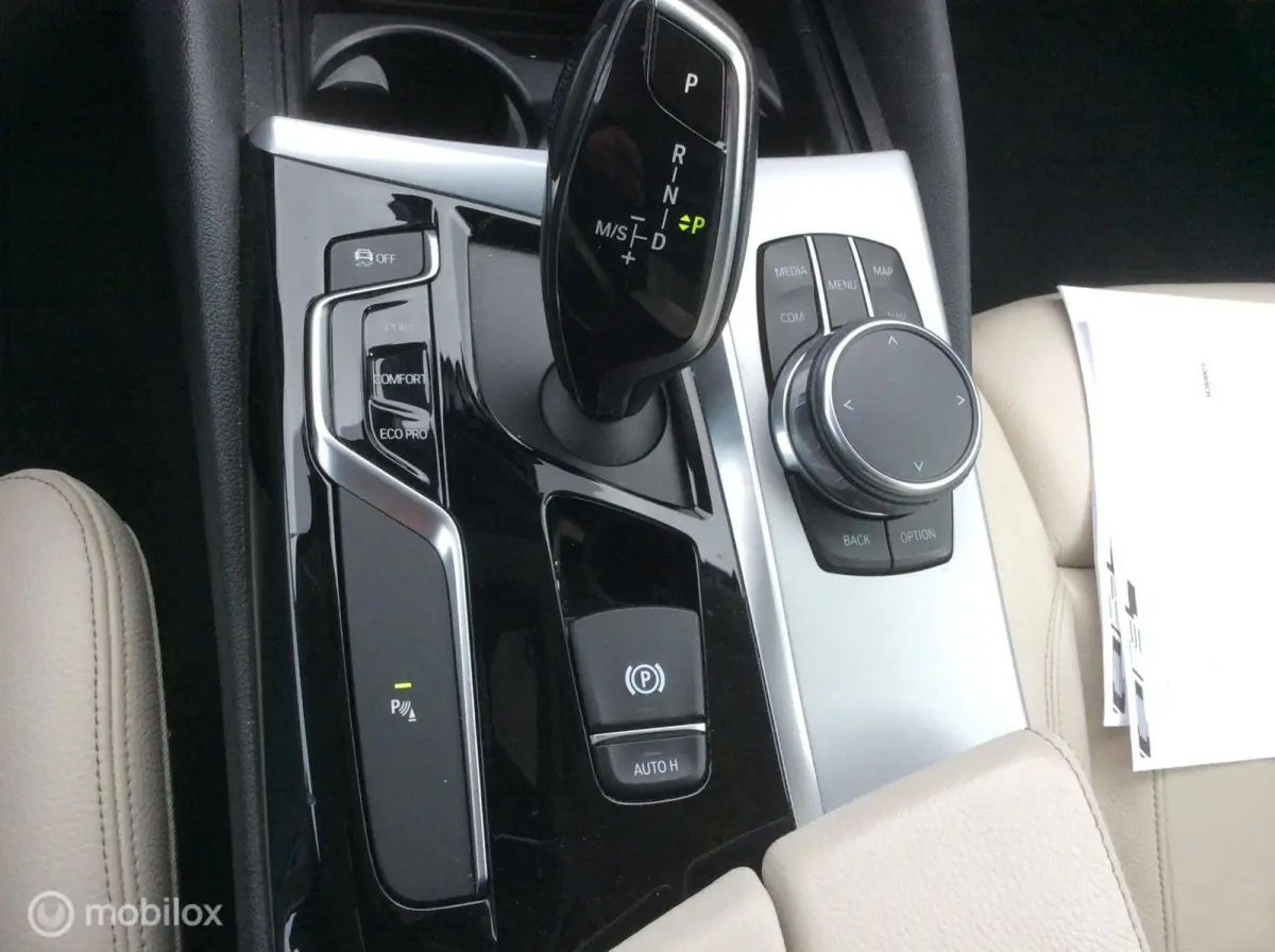 530i High Executive Nav Camera 19"lm vlg Sport st