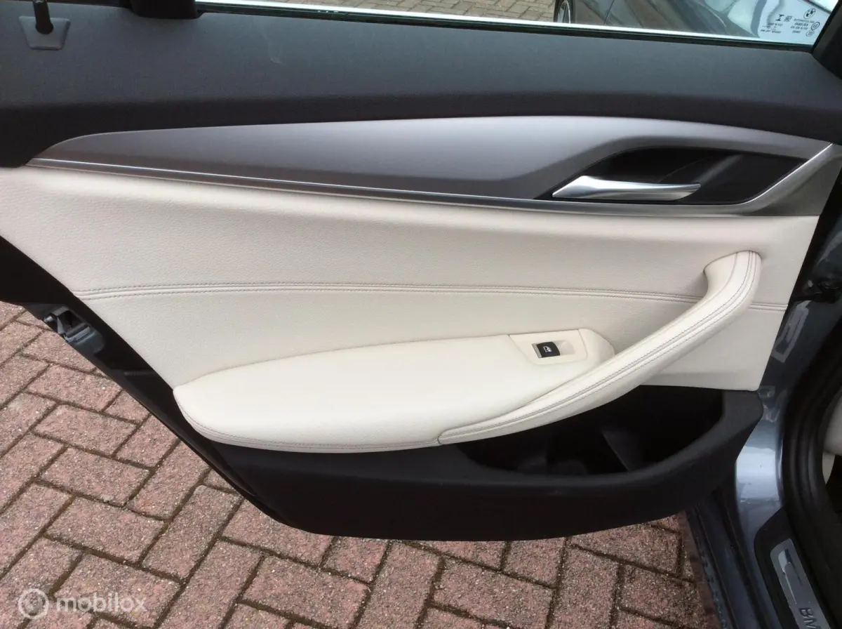 530i High Executive Nav Camera 19"lm vlg Sport st