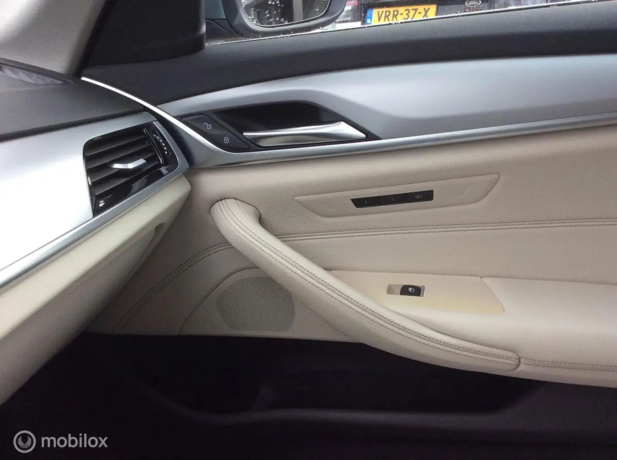 530i High Executive Nav Camera 19"lm vlg Sport st
