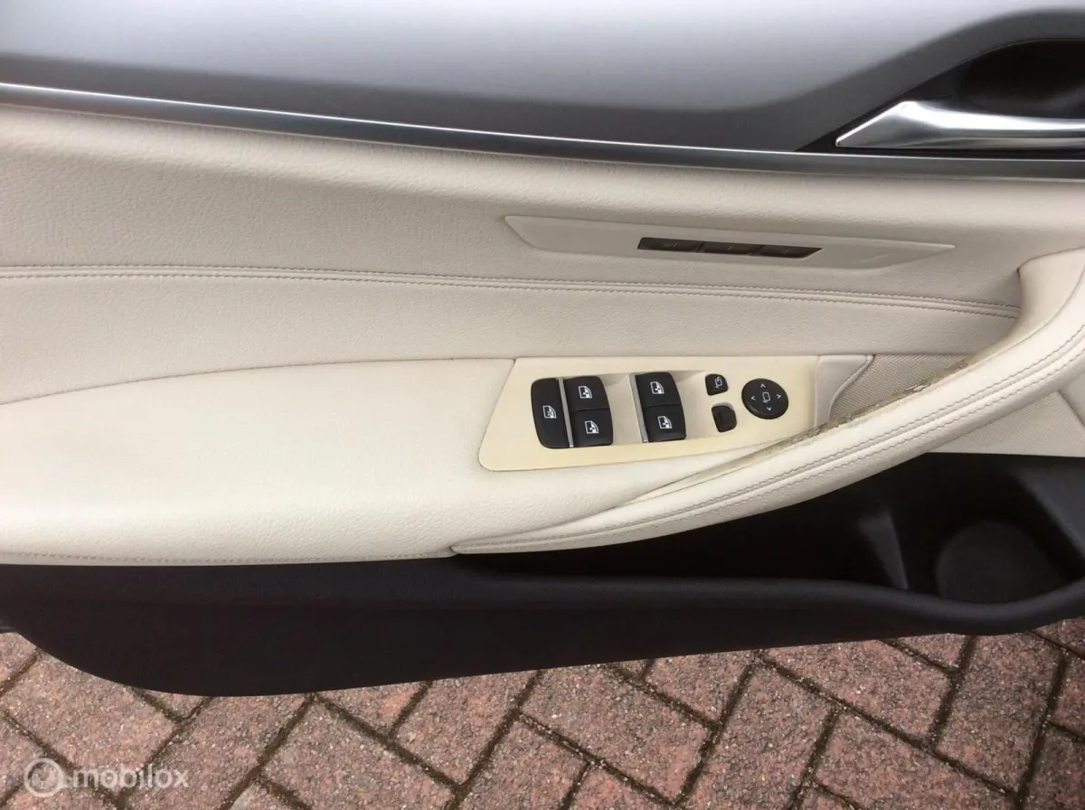 530i High Executive Nav Camera 19"lm vlg Sport st