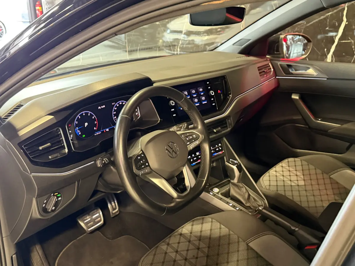 1.0 TSI R-Line Pano|Sfeer|IQ-light|Cam
