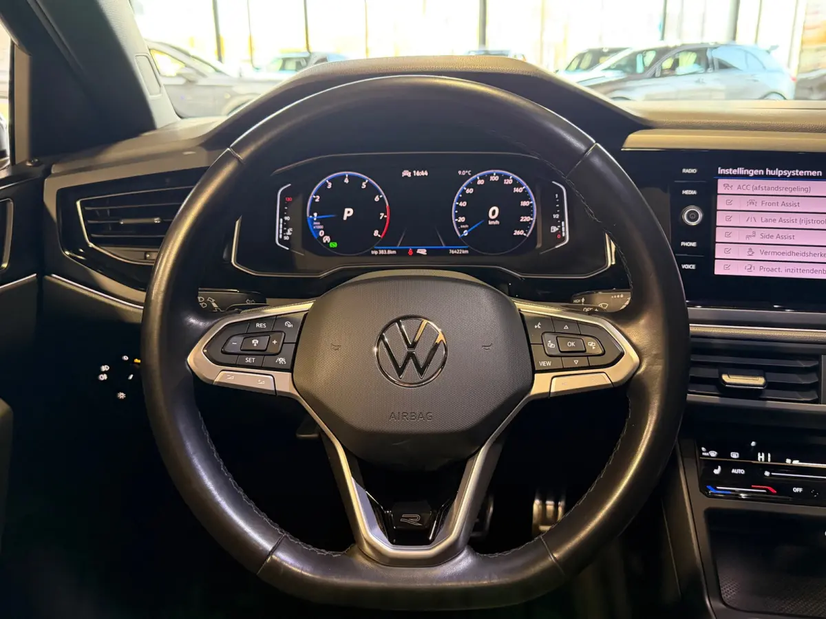 1.0 TSI R-Line Pano|Sfeer|IQ-light|Cam