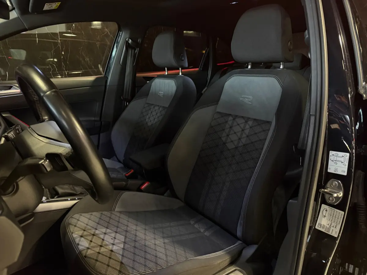 1.0 TSI R-Line Pano|Sfeer|IQ-light|Cam