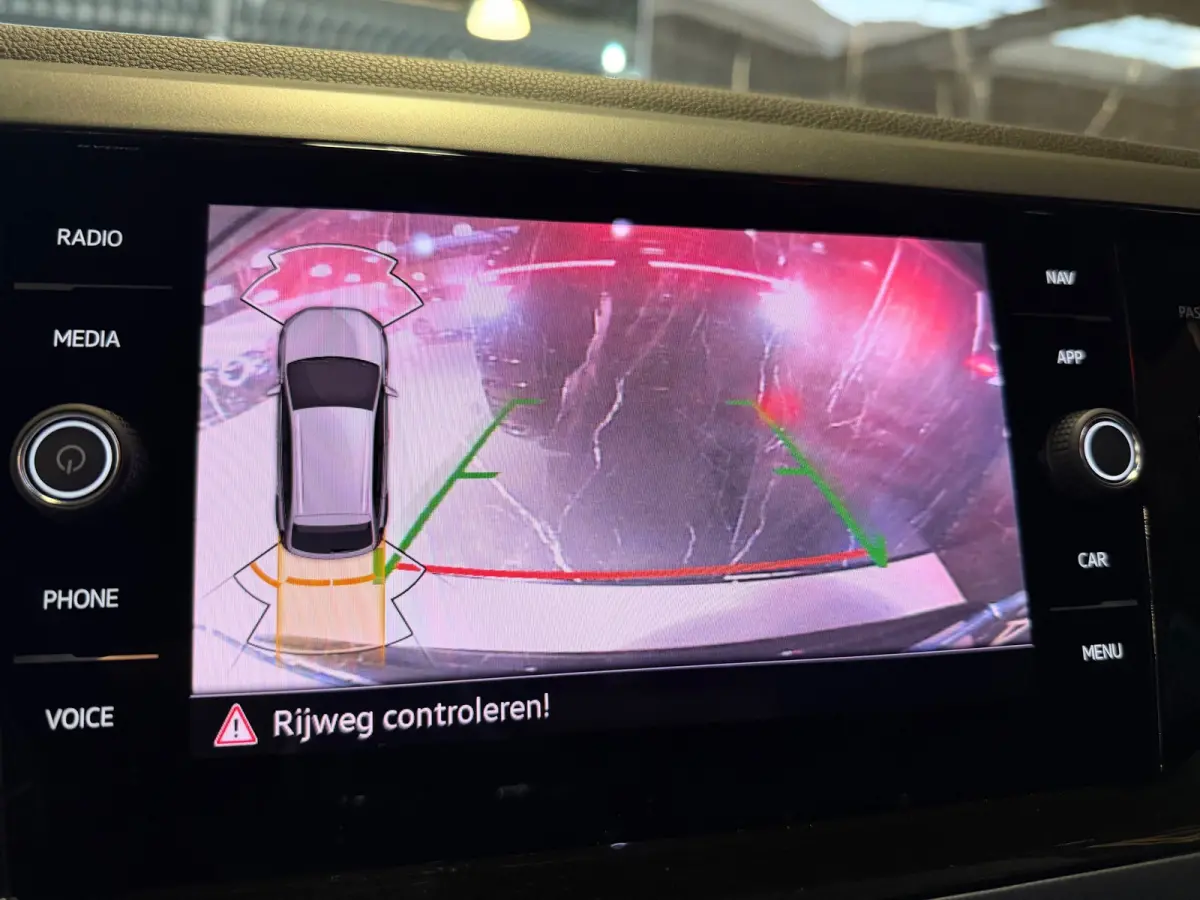 1.0 TSI R-Line Pano|Sfeer|IQ-light|Cam
