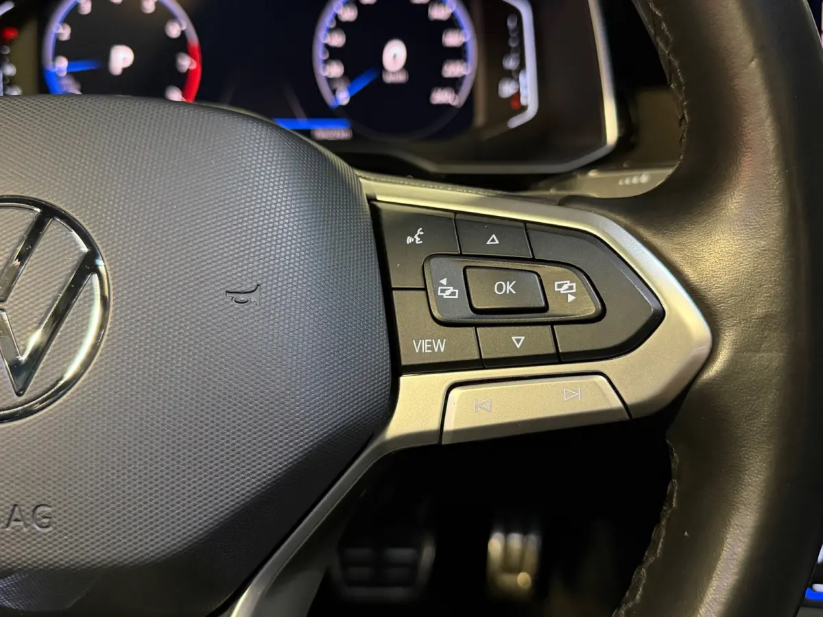 1.0 TSI R-Line Pano|Sfeer|IQ-light|Cam