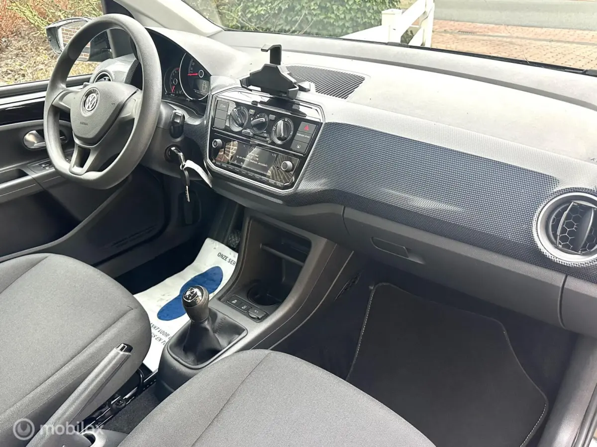Up! 1.0 BMT move up! AIRCO BLUETOOTH ELEKTRISCH PAKKET ZEER ZUINIG WEINIG KILOMETERS!!