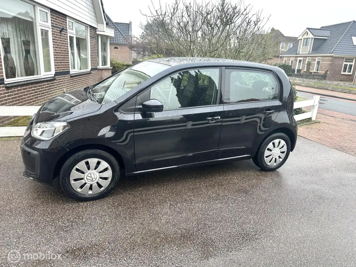 Up! 1.0 BMT move up! AIRCO BLUETOOTH ELEKTRISCH PAKKET ZEER ZUINIG WEINIG KILOMETERS!!