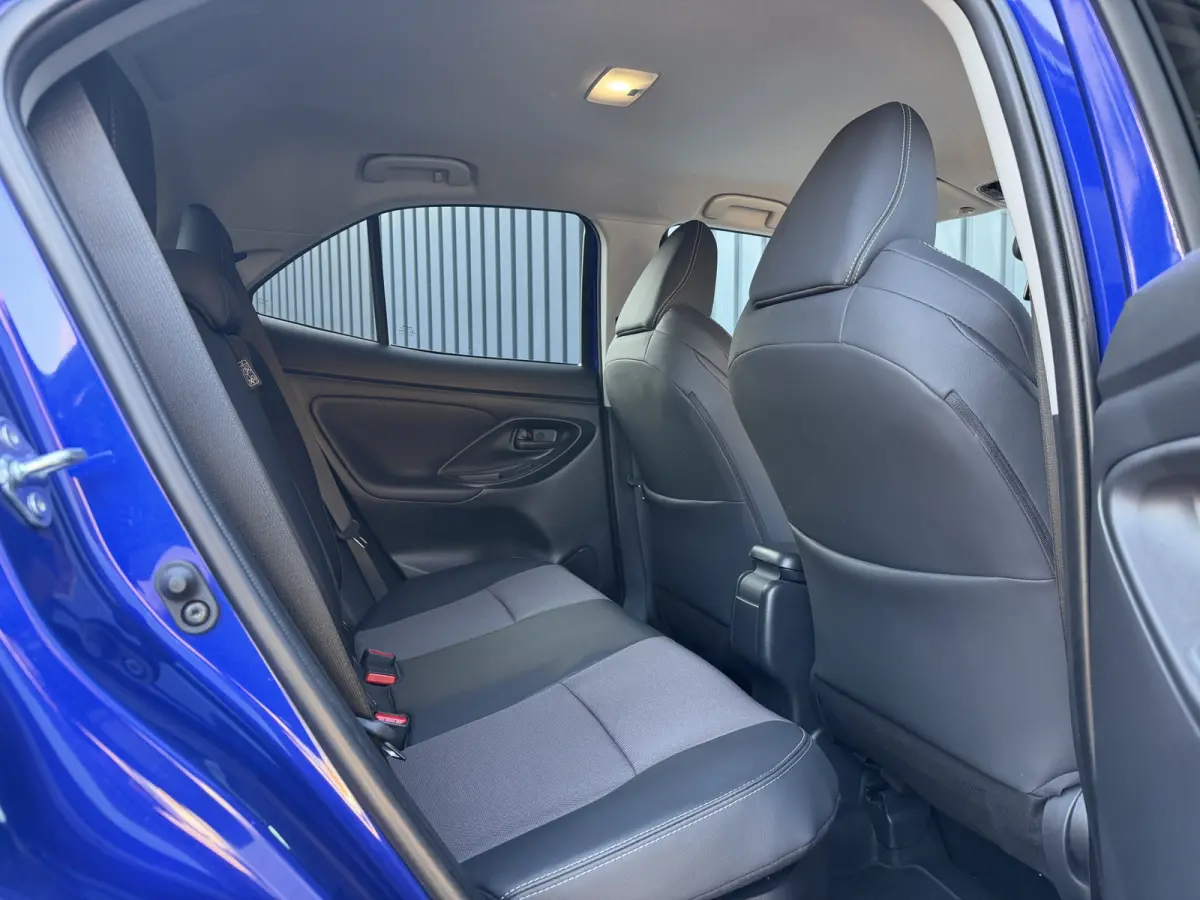 1.5 Hybrid 130 Executive / Bi tone | BSM | Head-up display | PDC V+A | Rijklaar!!