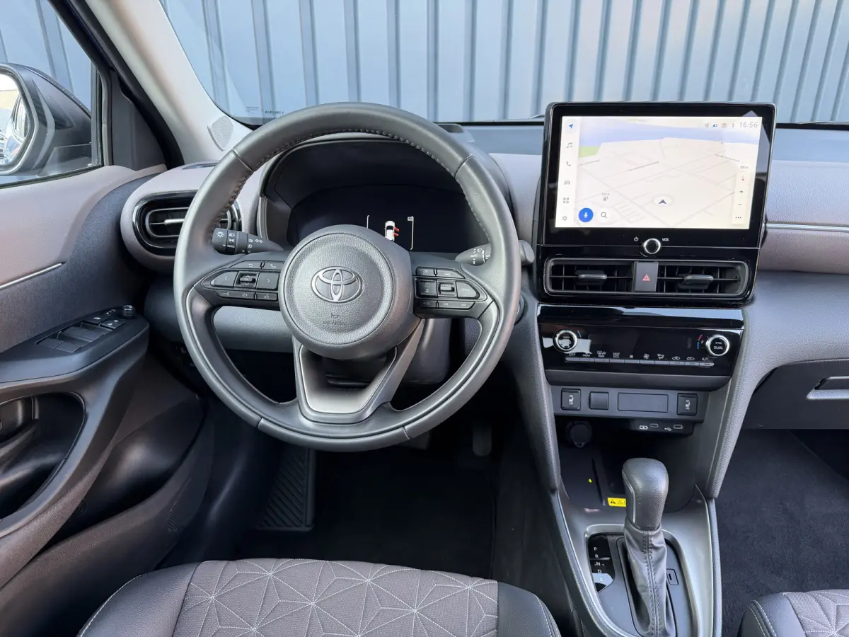 1.5 Hybrid 130 Executive / Bi tone | BSM | Head-up display | PDC V+A | Rijklaar!!