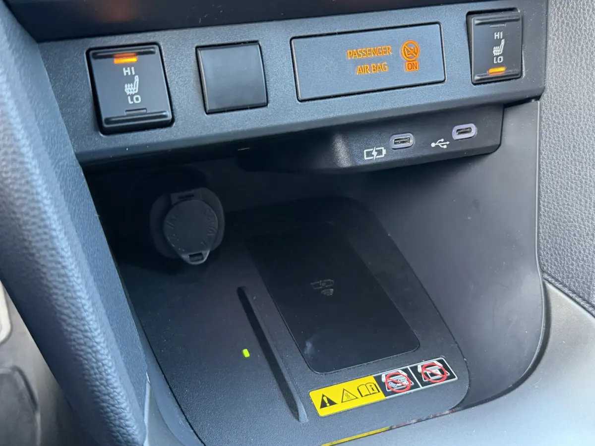 1.5 Hybrid 130 Executive / Bi tone | BSM | Head-up display | PDC V+A | Rijklaar!!