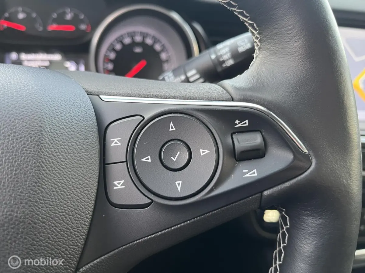 1.5 Turbo Exclusive NAVI*TREKHAAK*