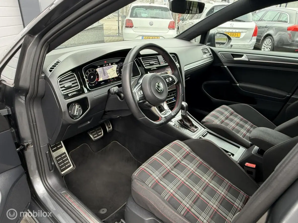 2.0 TSI GTI / DSG /Pano / Virtual / Trekhaak