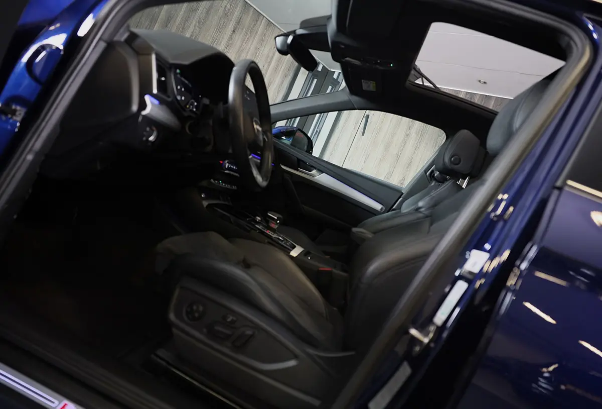 55 TFSI e Quattro SQ5 Look / Massage / Acc / 360 Camera / Navi / Lane Assist / Virtual Cockpit / Open Pano / Led / 22 Inch