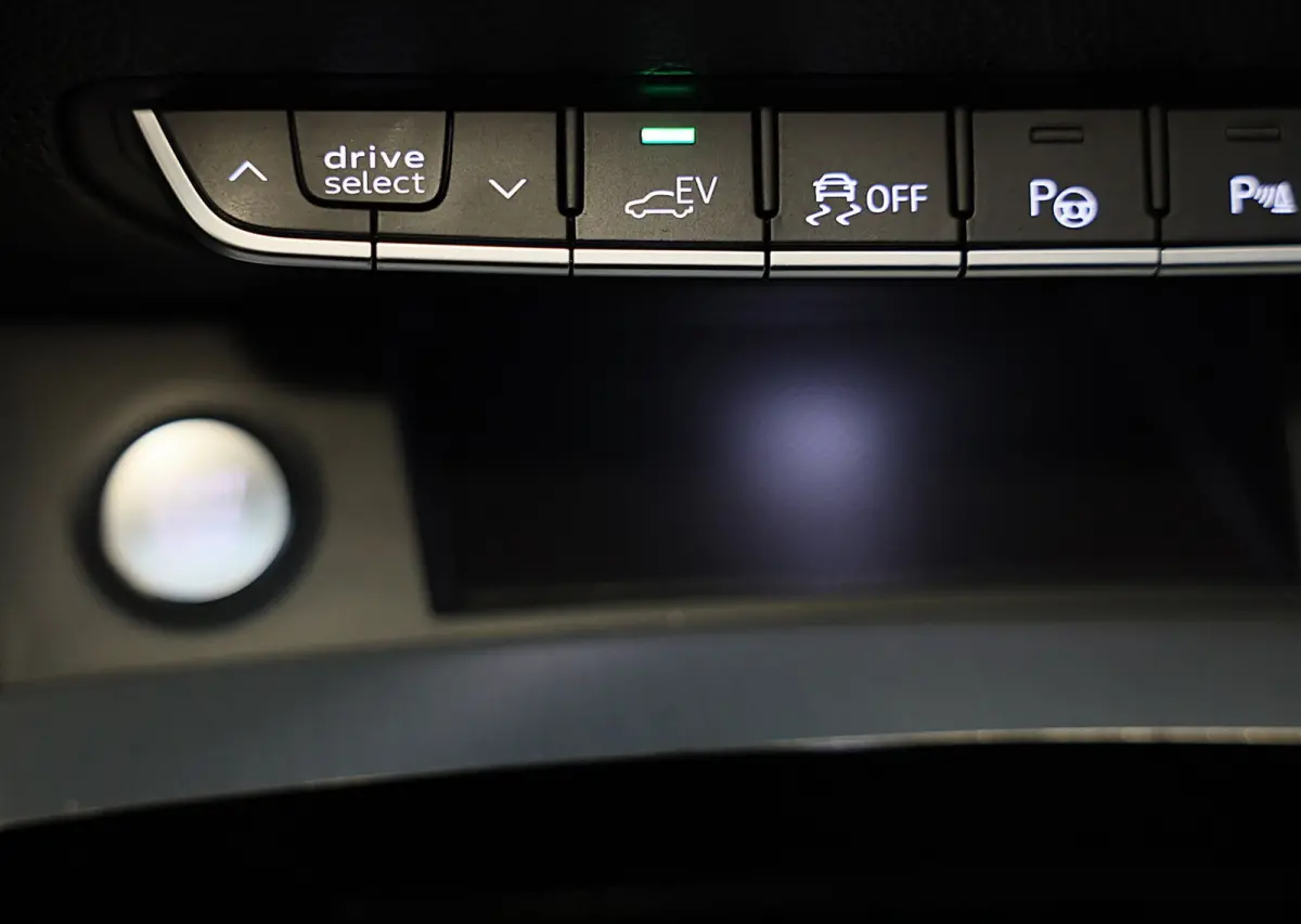 55 TFSI e Quattro SQ5 Look / Massage / Acc / 360 Camera / Navi / Lane Assist / Virtual Cockpit / Open Pano / Led / 22 Inch