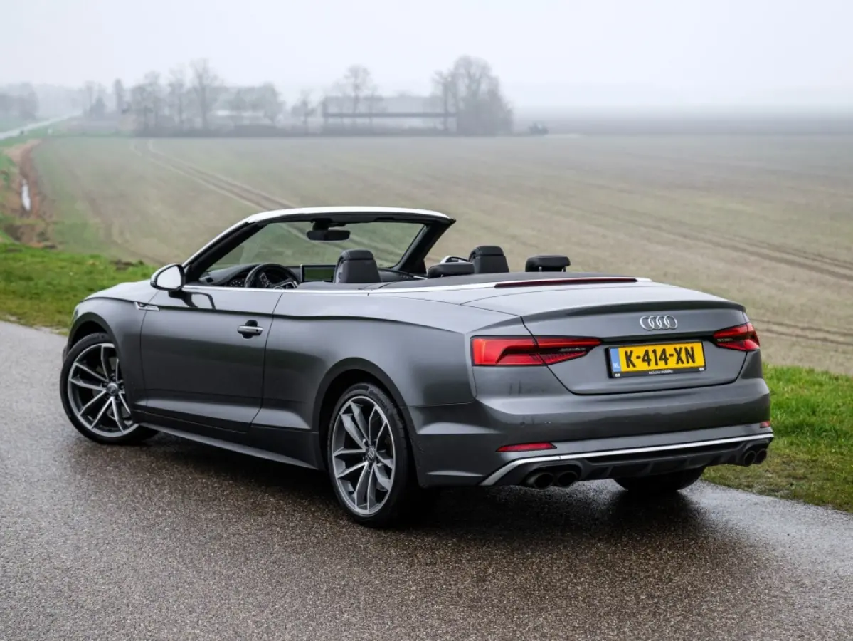 3.0 TFSI PL+ RS Zetels ACC