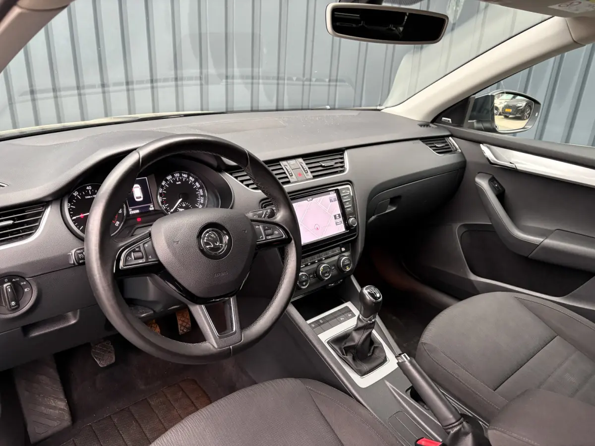 1.0 TSI Greentech Style Business Prijs Rijklaar!!