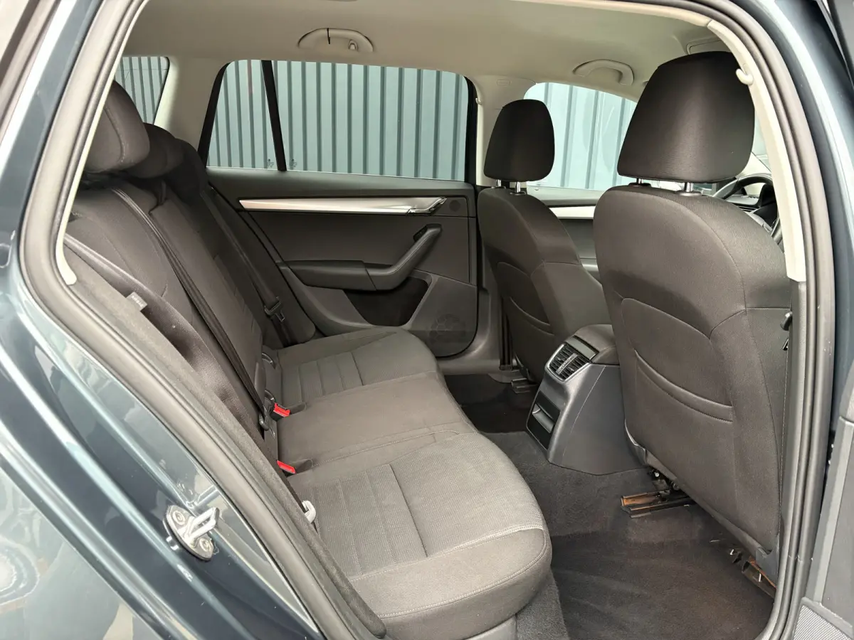 1.0 TSI Greentech Style Business Prijs Rijklaar!!