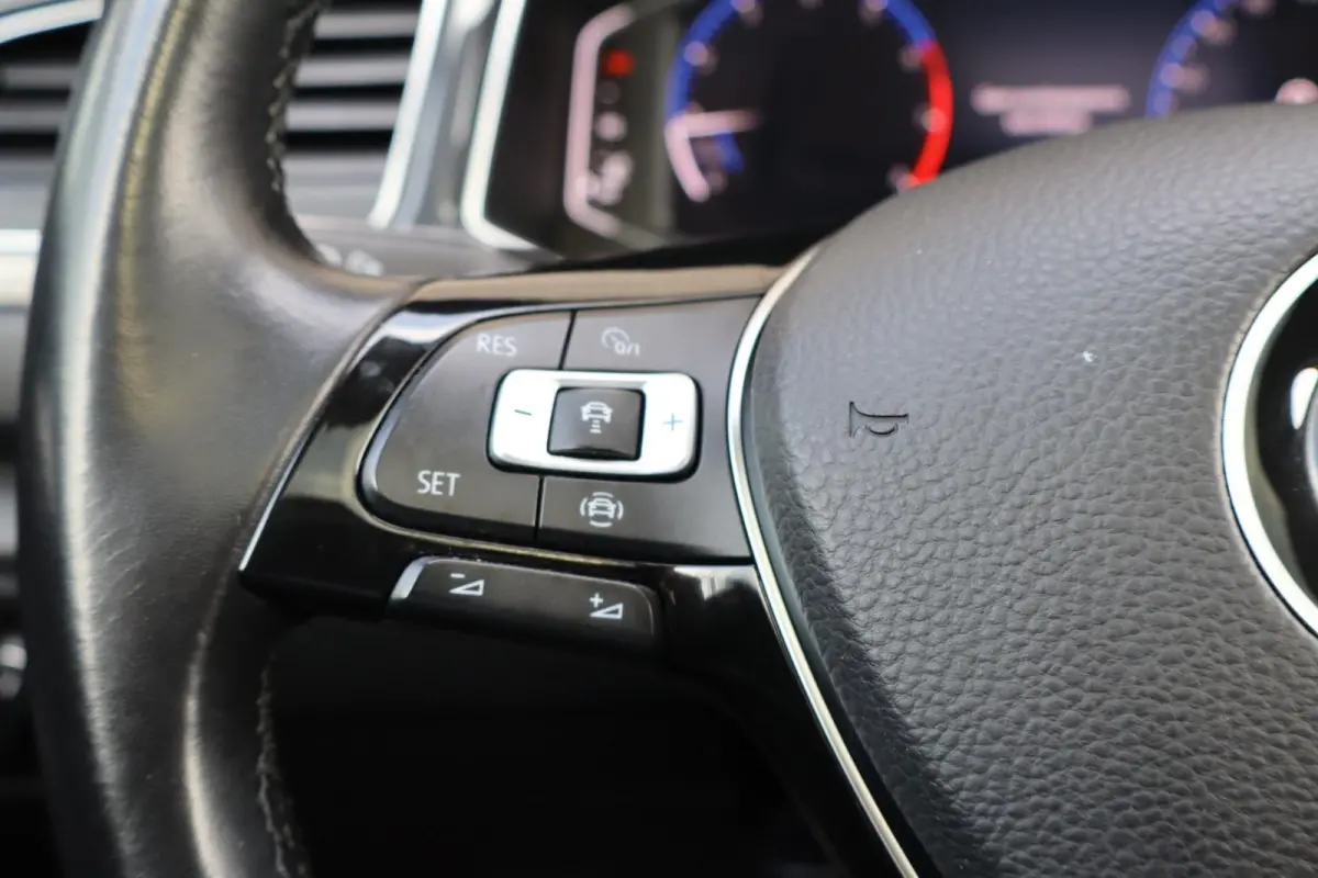 1.5 TSI 150pk Sport | Panoramadak | Beats Audio | Navigatie