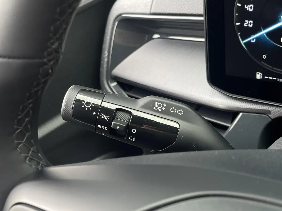 1.0 T-GDi MHEV ExecutiveLine | NU MET €1.000 inruilpremie! | Dodehoekassistentie | Stoel/stuurverwarming | Apple Carplay