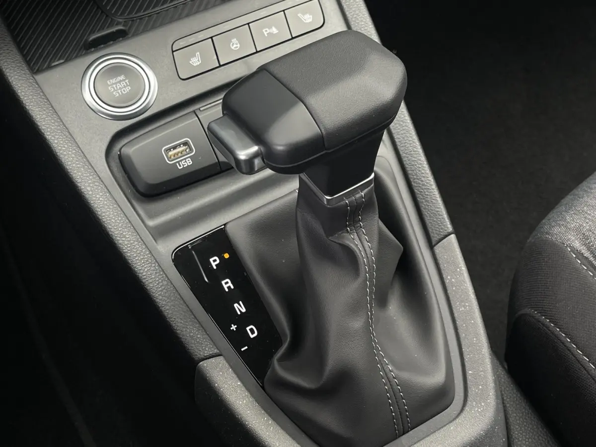 1.0 T-GDi MHEV ExecutiveLine | NU MET €1.000 inruilpremie! | Dodehoekassistentie | Stoel/stuurverwarming | Apple Carplay