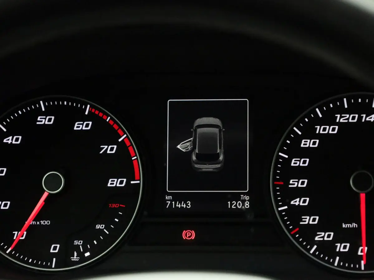 1.0 TSI Reference | LED | CLIMATE CONTROL | APPLE CARPLAY / ANDROID AUTO