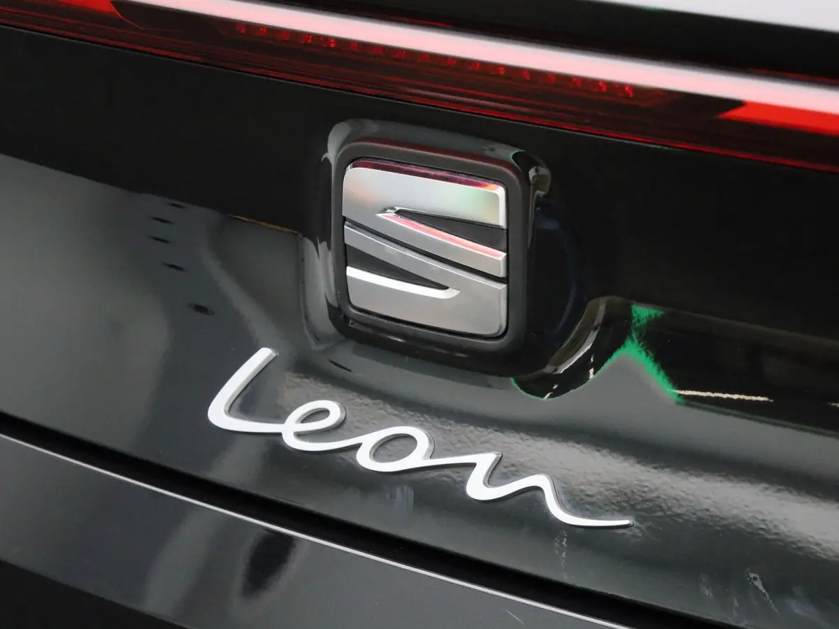 1.0 TSI Reference | LED | CLIMATE CONTROL | APPLE CARPLAY / ANDROID AUTO